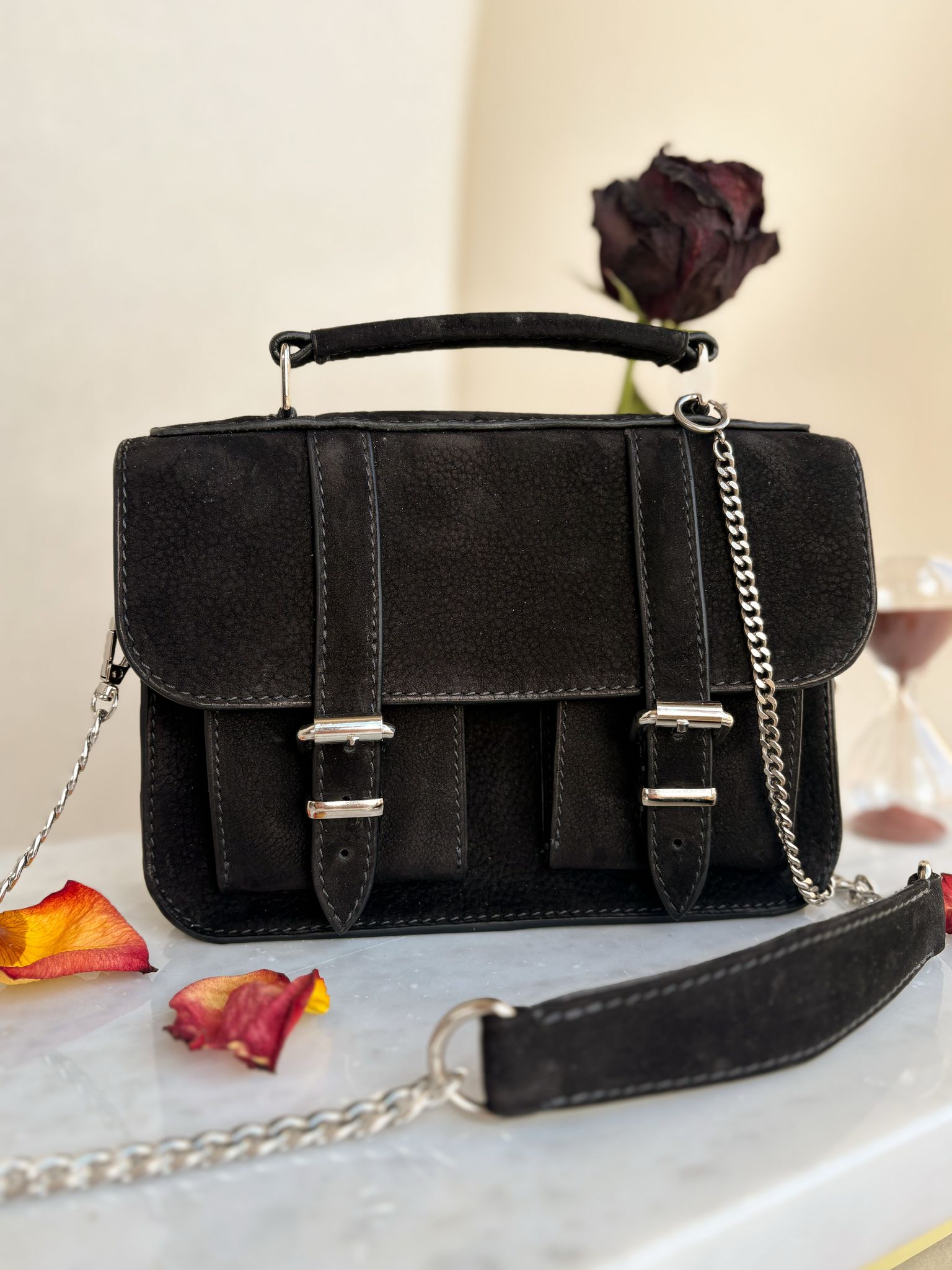 Cuir nubuké noir (11)